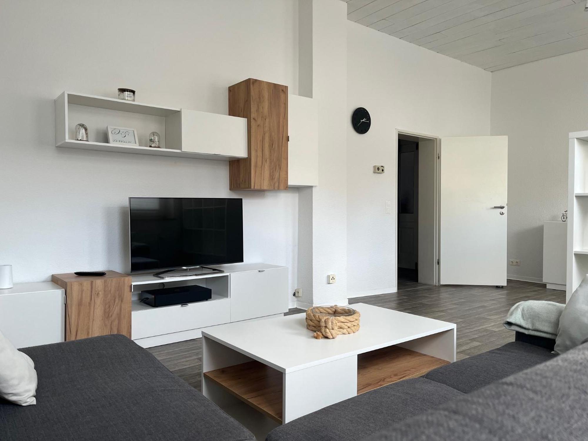 Ferienwohnung Frisch Renoviert - Ruhig Aber Dennoch Sehr Zentral Gelegen Wilhelmshaven Exterior foto
